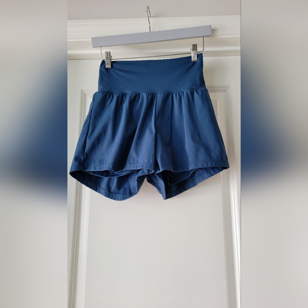 EUC-Halara Super High Waisted 2-in-1 Yoga Shorts 2.5in Majolica Blue Size S